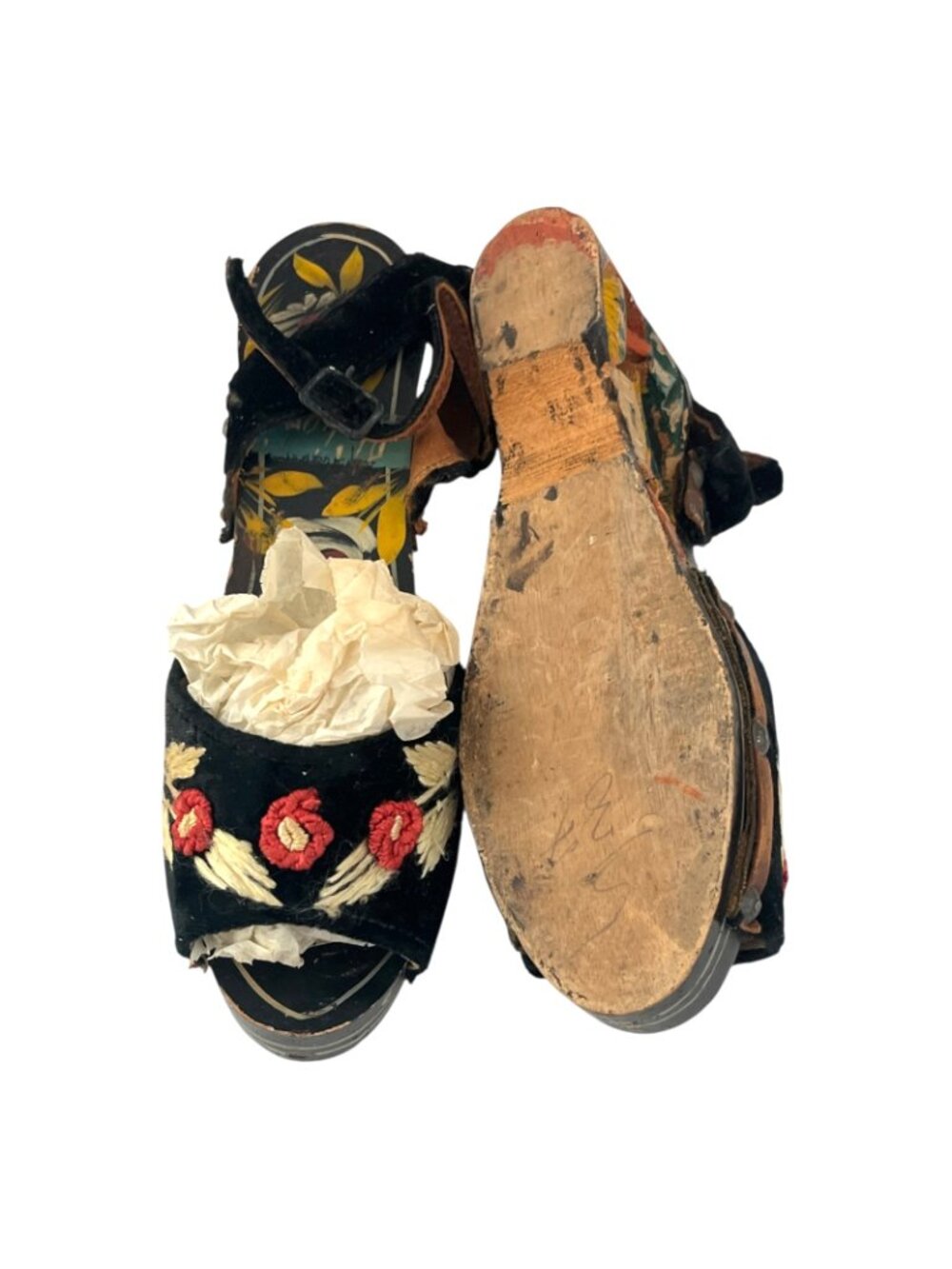 Vintage WW2 Women's Carved Wooden Hand Painted Shoes - Size 5 - Picture 6 of 9